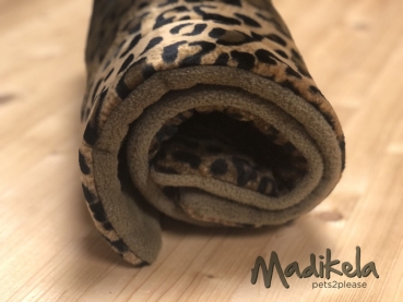 Preview: Kuscheldecke Tierfell Leo braun 50 x 70 cm Preview: Kuscheldecke Tierfell Leo braun 50 x 70 cm